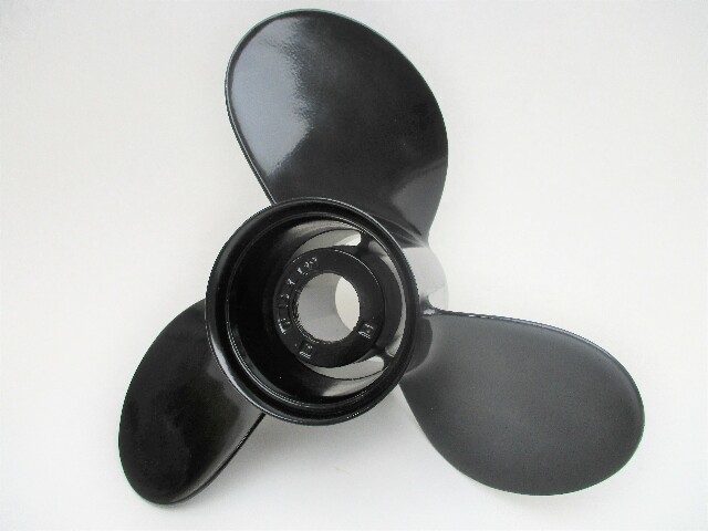 77346A45 13 X 19P Prop for 40-140 Hp 4 1/4" Case Mercury Johnson Evinrude Yamaha
