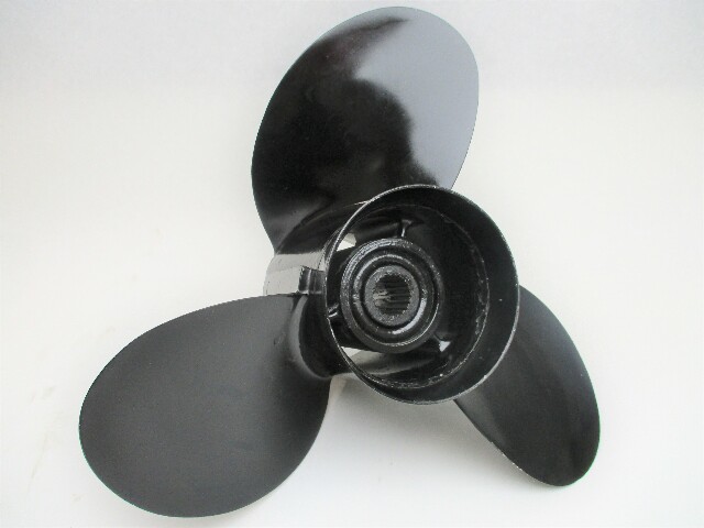 48-18615A40 18 1/4" X 19 Pitch LH Boat Prop Fits Mercruiser Bravo II Stern Drive