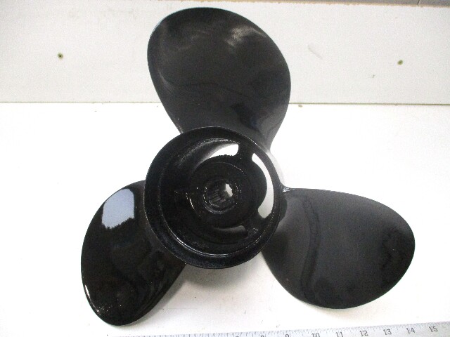 031024 14 1/2 X 17 Pitch Prop for 115-300 HP Honda Mercury Mariner Nissan Tohatsu