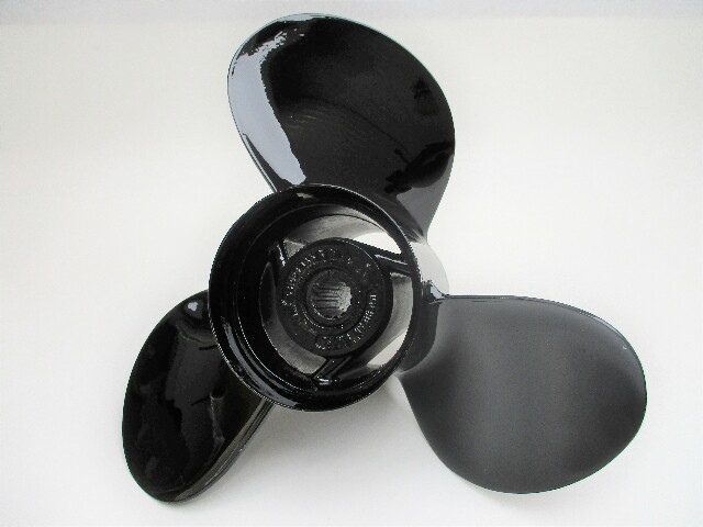 031024 14 1/2 X 17 Pitch Prop for 115-300 HP Honda Mercury Mariner Nissan Tohatsu