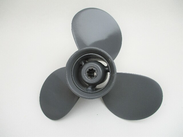 58130-ZV4-030ZB 9 1/2" X 9 1/2 Pitch 3 Blade Prop for Honda 8-20 HP Outboards