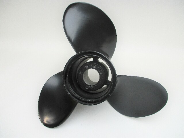 77344A45 13.25 X 17P Prop 40-140 Hp 4 1/4" Case Mercury Johnson Evinrude Yamaha