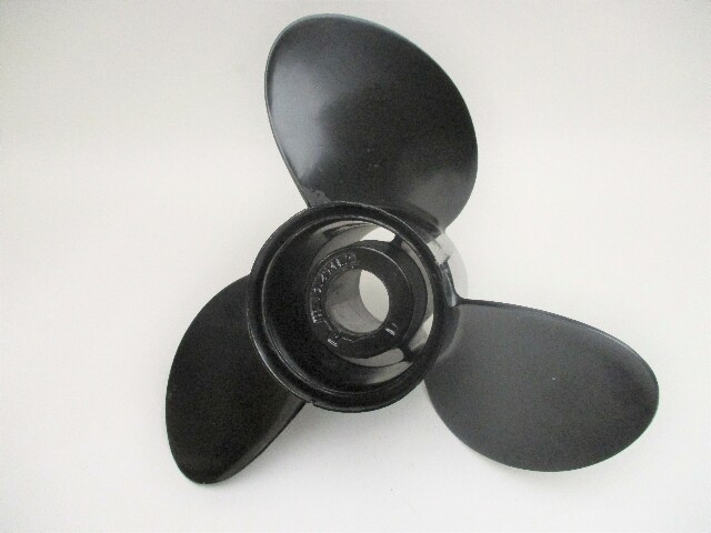 77344A45 13.25 X 17P Prop 40-140 Hp 4 1/4" Case Mercury Johnson Evinrude Yamaha