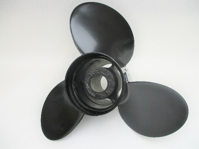 832830A45 14.5 X 19 Pitch Prop for 90-400HP 4 3/4" Gearcase Mercury Evinrude OMC