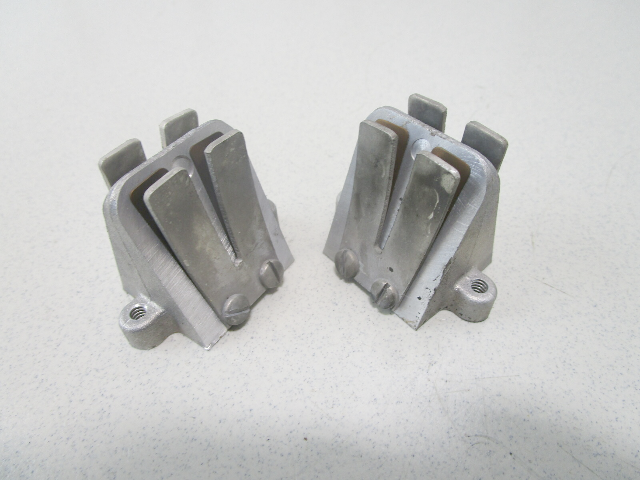 379689 OMC Reed Cage Leaf Plate Block Set (2) Evinrude Johnson 9.5 Hp Outboard