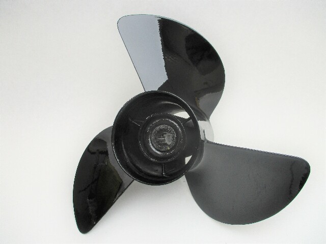 13 1/2" x 17 Pitch Painted Stainless "K" Prop for Yamaha Outboard 60-140 Hp