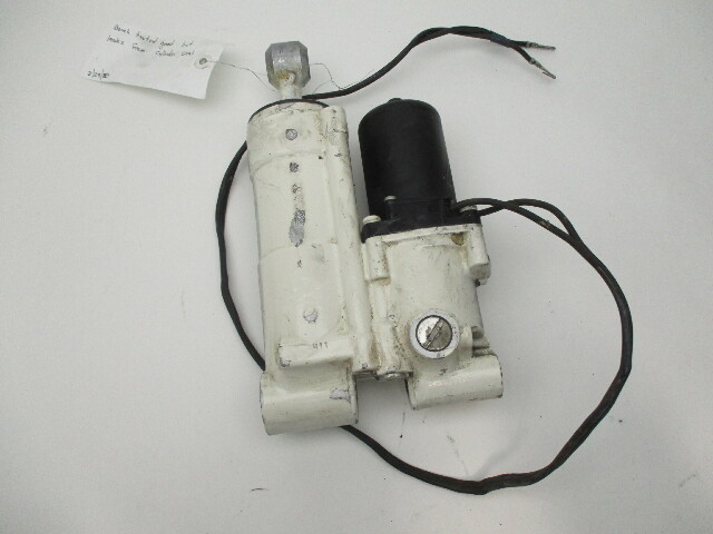 0438135 Hydraulic Trim Tilt Assembly Evinrude Johnson Outboard 25-50 HP  0397532