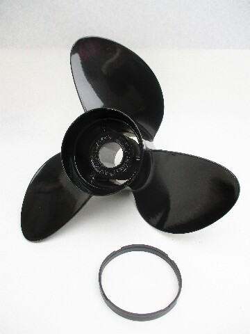 992103 13.75 X 15P Prop 40-140 Hp 4 1/4" Case Mercury Johnson Evinrude Yamaha