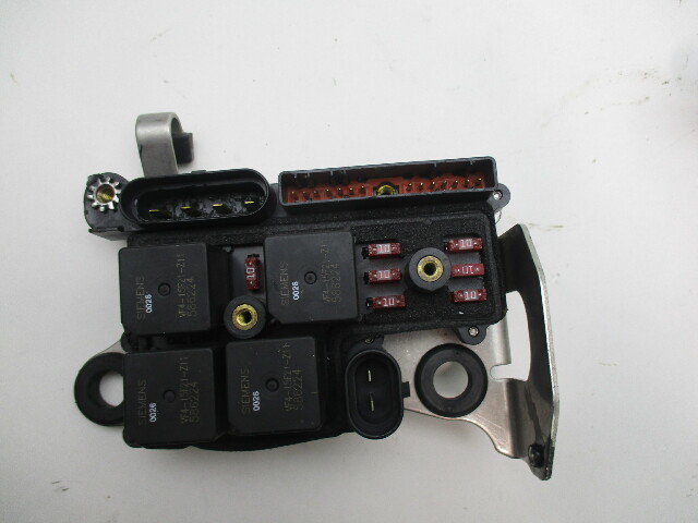 0586754 0514867 Power Distribution Panel for 90-250 Hp Evinrude Ficht Outboard