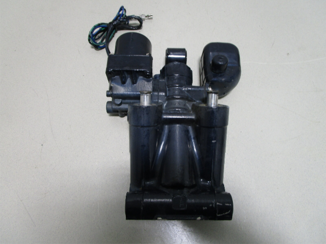 5005115 OMC Johnson Evinrude  2 Wire Hydraulic Trim Tilt Unit 200 225 250 300 Hp