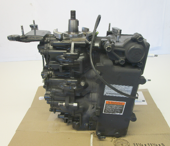 852067T98 Mercury Mariner 40/50 HP 2 Stroke 3 Cyl Outboard Powerhead Crankcase