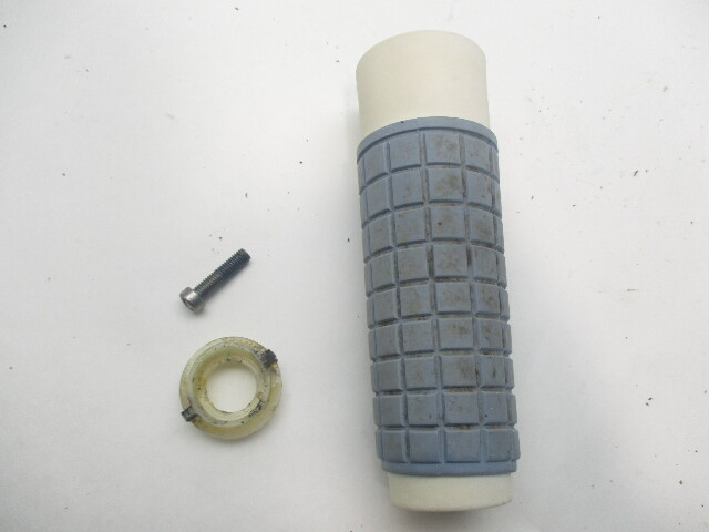 393556 0393556 OMC Evinrude Johnson Outboard Tiller Handle Twist Grip NLA 385488