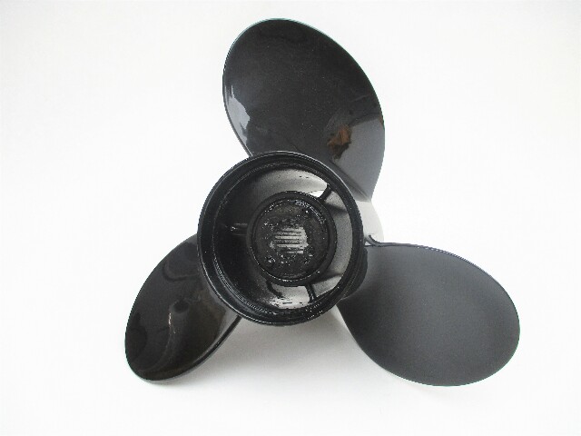48-73140A40 10 1/8" X 15 Pitch Prop Mercury Mariner 35-70HP Outboards 13 Spline