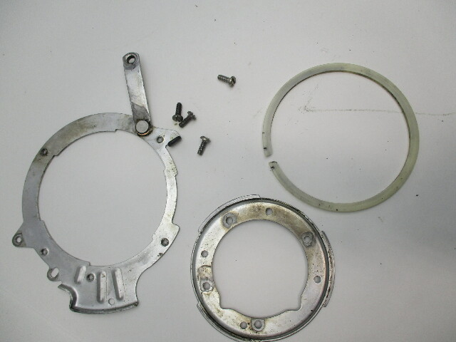 0386108 0318910 0322435 OMC Evinrude Johnson 10-40 Hp Retainer and Link Assembly