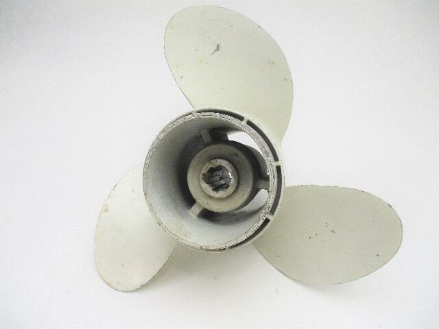 58110-93410-01T L900 9 1/4" X 9P Suzuki Propeller DT25, DT28 HP 6 Spline