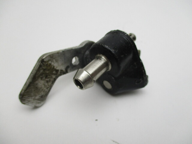 0393334 393334 Lower Cowl Fuel Connector for Evinrude Johnson Outboard 0376154