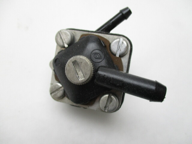 0387027 0391667 Fuel Pump Evinrude Johnson 9.9-15 Hp 388683 0386979
