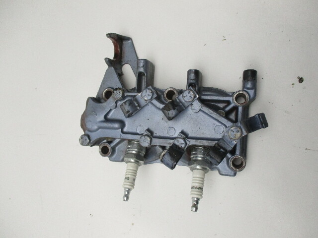 0320495 320495 Used Cylinder Head 9.9 15 HP Johnson Evinrude 1976-1980 0395702