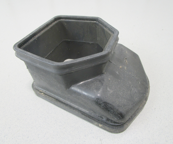 0341197 341197 Lower Inner Exhaust Housing for 20" Evinrude Johnson Outboard