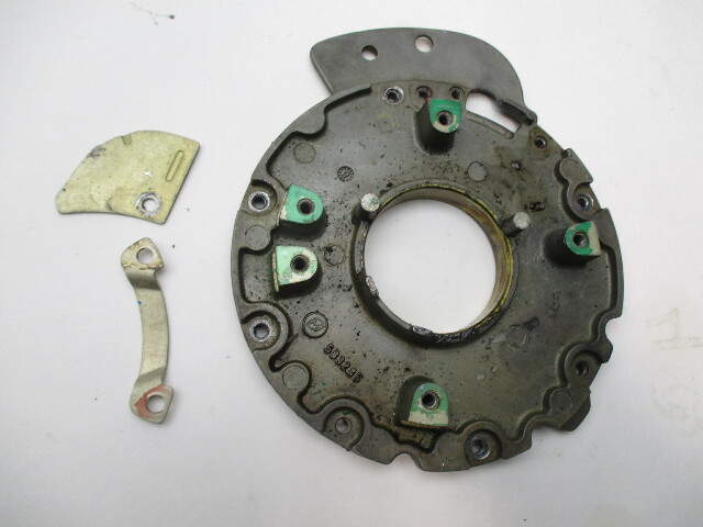 0583285 OMC Plate & Sleeve Assy. Evinrude Johnson 25-50 1990 583285