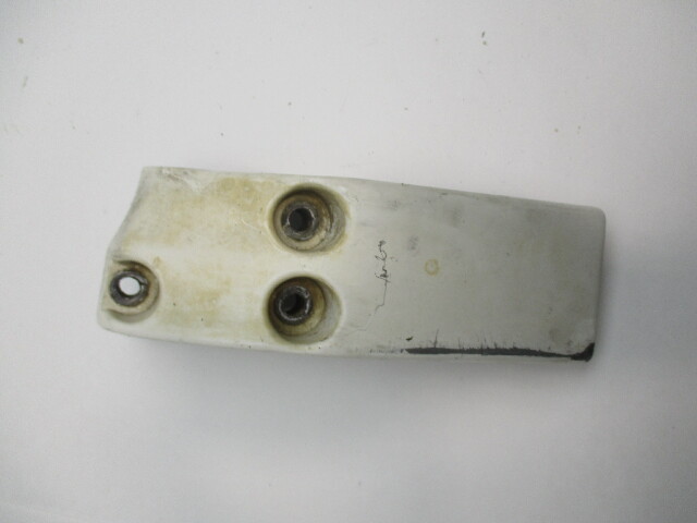 0332419 Evinrude Johnson 40 50 Hp Outboard Port Lower Mount Bracket 332419