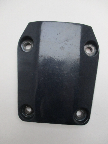 0338741 0337773 Johnson Evinrude Midsection Lower Mount Bracket Cover 90-300 Hp