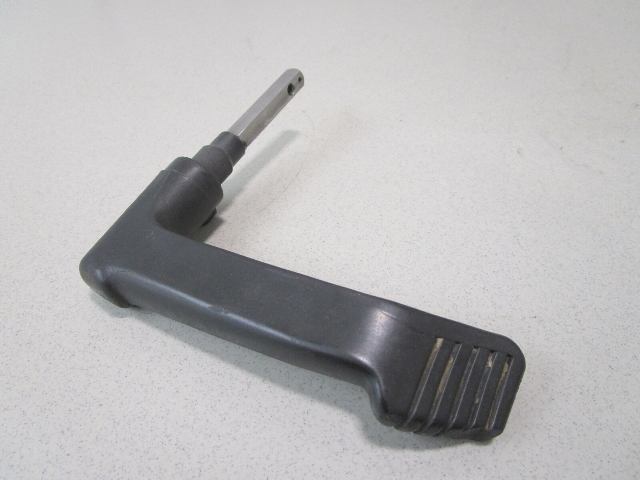 8214901 Mercury Mariner 40-50 HP Outboard Bottom Cowl Handle