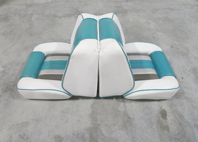 1990 Sea Ray 160 Bow Rider 16' Boat Back to Back Seat White Teal