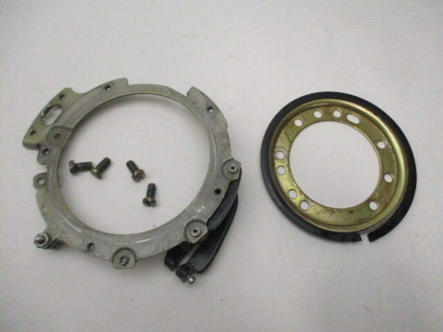 0332063 Armature Timer Base Support Plate & Retainer Evinrude Johnson 0439954