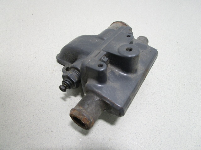 OMC Stringer & Cobra 2.5 3.0 Upper and Lower Thermostat Housing 910303 910360