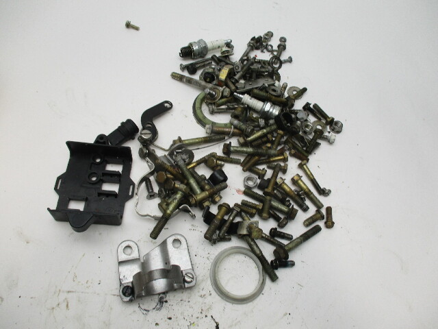 Bolts Screws Washers etc. Hardware Kit Evinrude Johnson 25 Hp  2  Cyl