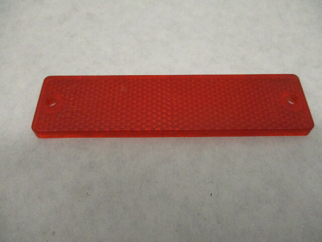 4013 Boat Trailer Red Grote Rectangular Screw On Reflector Lens 4-7/16 x 1-3/16