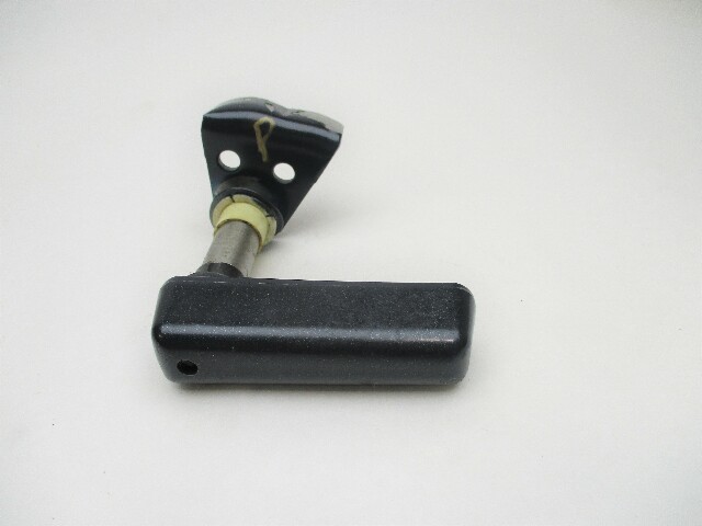 395758 0395758 Rear Port Cowl Handle & Latch Hook 0323169  Evinrude Johnson Engines