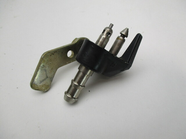 0393334 393334 Lower Cowl Fuel Connector for Evinrude Johnson Outboard 0376154