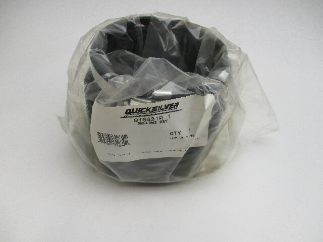 816431A1 Fits Mercruiser Alpha I Gen II Stern Drive U-Joint Bellows
