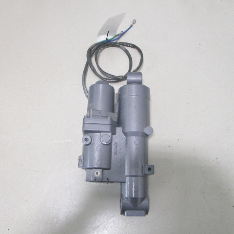 6D8-43800-11-8D Yamaha Outboard 75/90 HP Power Trim Tilt Motor Pump