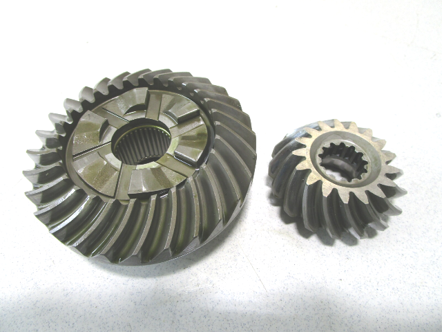 43-878087A4 Mercruiser Alpha MR 17/28 Forward & Pinion Gear Set