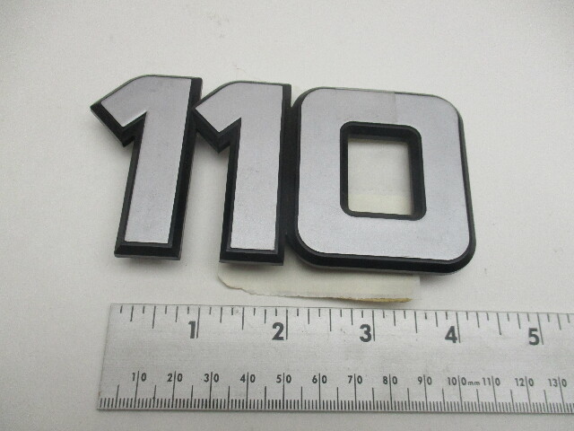 210640 0210640 OMC Evinrude Johnson Outboard Engine Cover Rear 110 HP  APPLIQUE