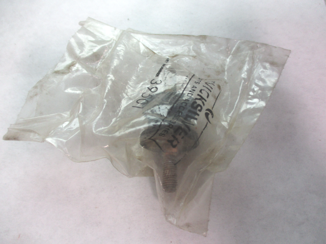 NEW 39501 90435 Quicksilver Rubber Mount Mercury Mariner Outboard Engines