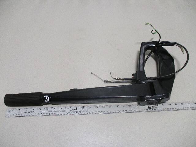 828813A6  Mercury Mariner 40/50HP 3Cyl Outboard Steering Tiller Handle