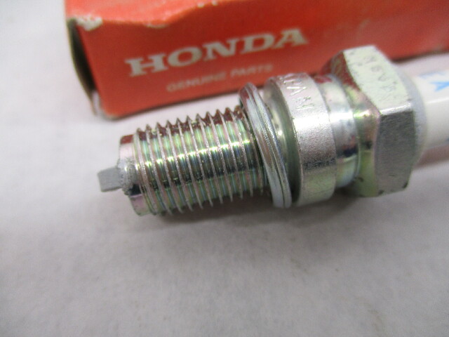 98069-5771P DR7EA OEM NGK Spark Plug for Honda Outboard Motors | eBay