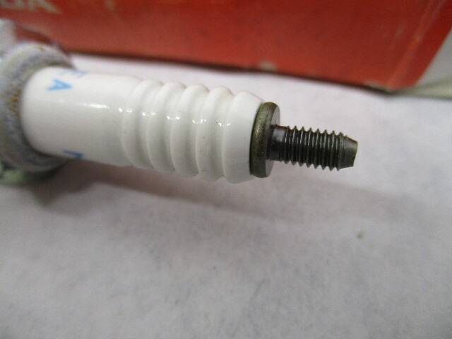 98069-5771P DR7EA OEM NGK Spark Plug for Honda Outboard Motors | eBay