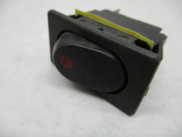 0852-0254 H9916 McGill Marine/RV Momentary On/Off/On Rocker Switch 14 VAC