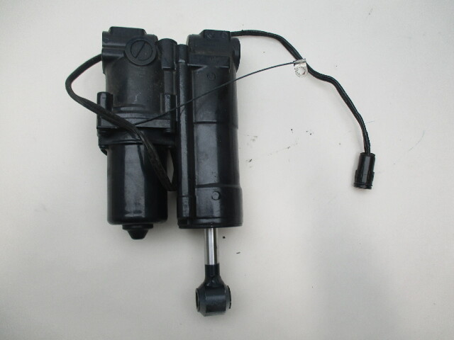 0438135 0435899 Hydraulic Trim Tilt Assembly Evinrude Johnson Outboard 25-50 HP