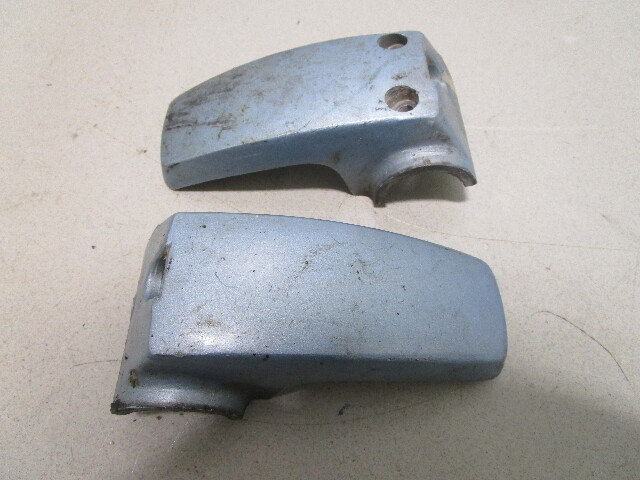 0323108 0323109 Evinrude Johnson Lower Mount Housing Assembly 20-35 HP 1976 - 99