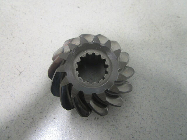 813694T Mercury Mariner 55-60 Hp 3 Cylinder Outboard  14 T Pinion Gear