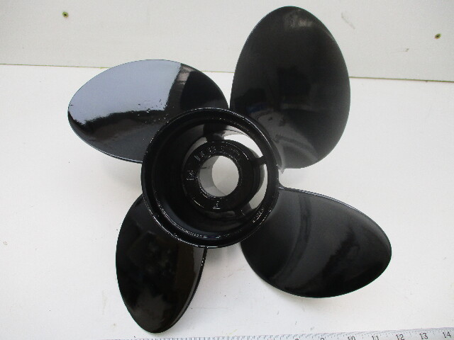8M8026590 Mercury Spitfire 4 Blade 13 X 17P Hub Kit Prop 4 1/4" Gearcase