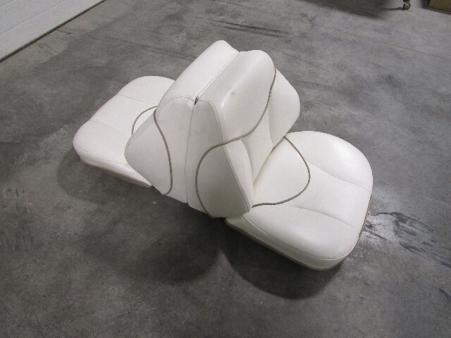 1999 Bayliner Capri 1950 Marine Boat Folding Back to Back Seat Off White