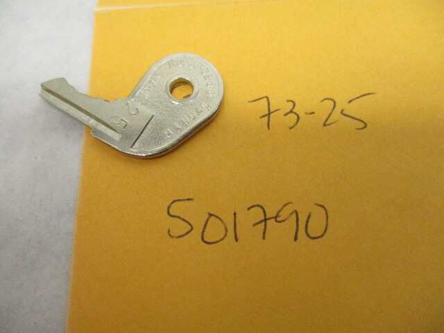 0501790 501790 OMC Ignition Switch Key 73-25 Evinrude Johnson Outboards