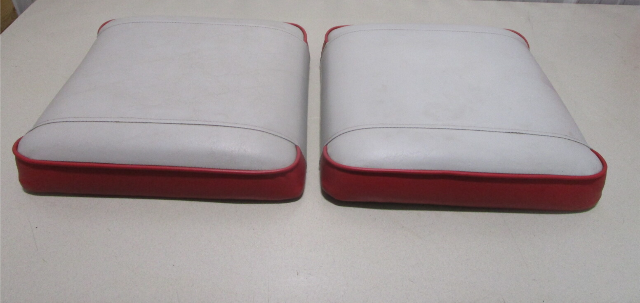 1989 Four Winns Horizon 180 Boat Rear Jump Seat Cushion Set 17 1/4" x 17 1/4"